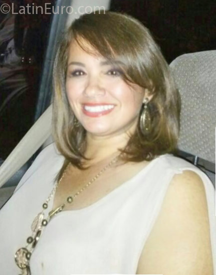 Date this hot Panama girl Clara from Panama City PA976