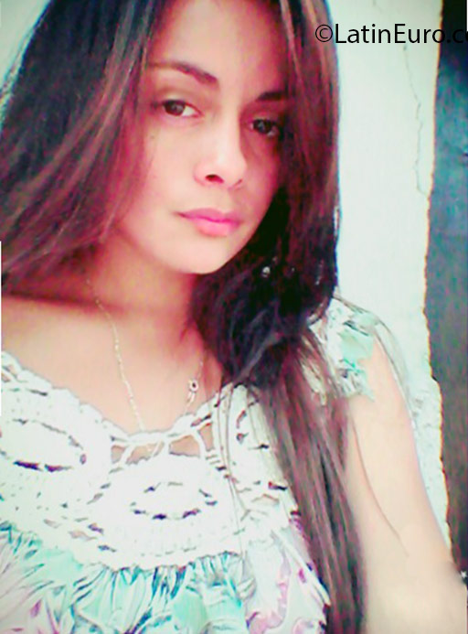 Date this hard body Honduras girl Andrea from Danli HN2196
