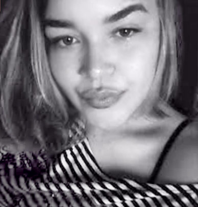 Date this attractive Brazil girl Vanessa from São Paulo BR9685
