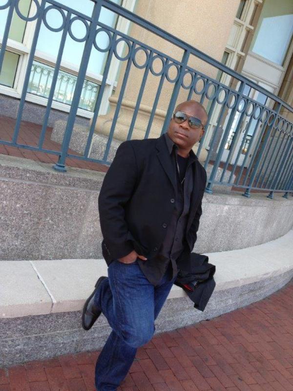 Date this foxy United States man Toppy04 from Dallas US17417
