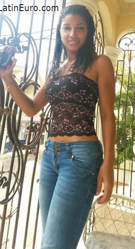 Date this beautiful Dominican Republic girl Angela from Higuey DO26038