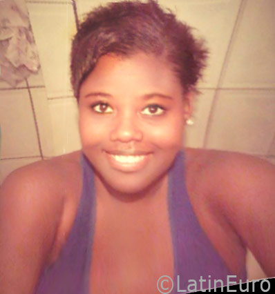 Date this athletic Brazil girl Gleice from Salvador BR9708