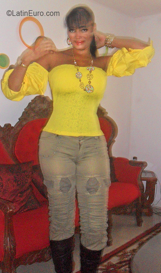 Date this passionate Colombia girl Janit from Jamundi CO19117