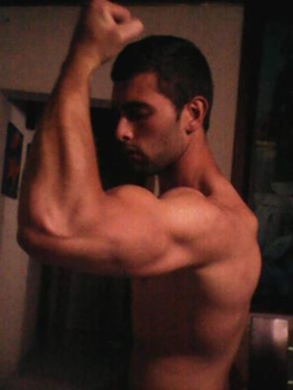 Date this hard body Colombia man Camilo from Bogota CO19123