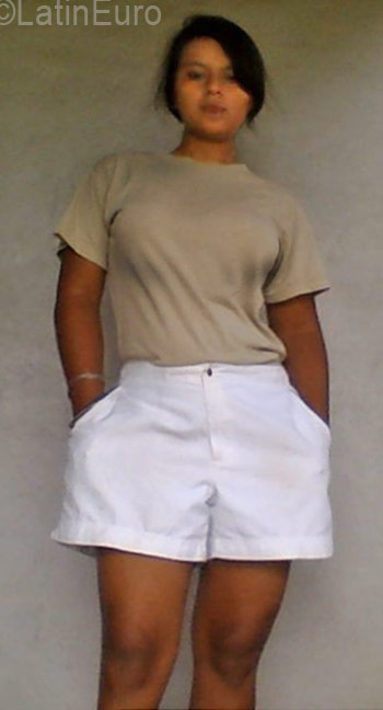Date this fun Honduras girl Lilian from Comayagua HN2261