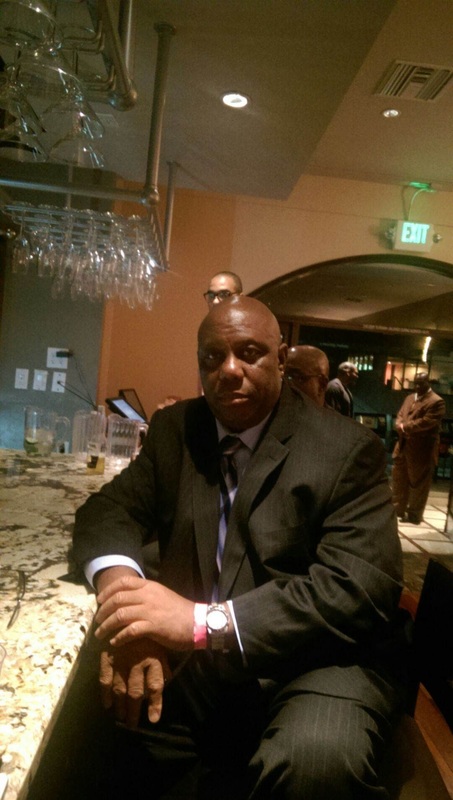 Date this funny United States man Michael from Tustin US17580