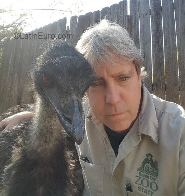 Date this nice looking United States man Jerbear from Kansas City US17604