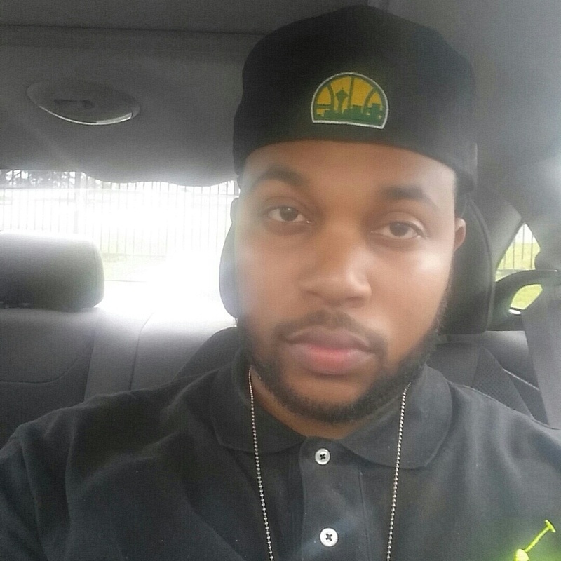 Date this stunning United States man The from Forestville US17622