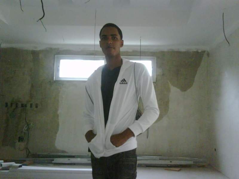 Date this young Dominican Republic man Aneudi from República Dominicana DO26676