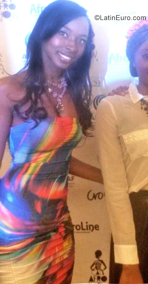 Date this fun Colombia girl Yoli from Cali CO19622