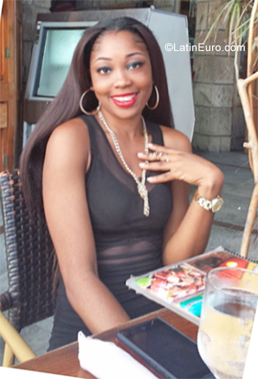 Date this lovely Jamaica girl Krissy from Montego Bay JM2377