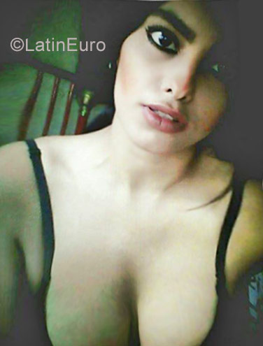 Date this exotic Colombia girl Laura from Barranquilla CO19839
