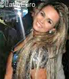 Date this georgeous Brazil girl Rachel from Curitiba BR9852