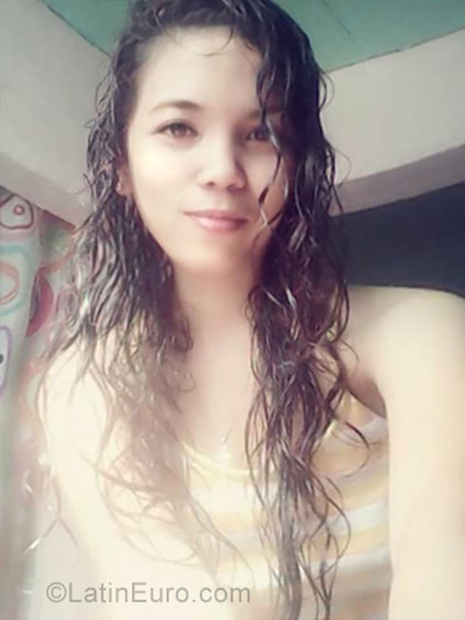 Date this fun Philippines girl Honey from Villaba PH945