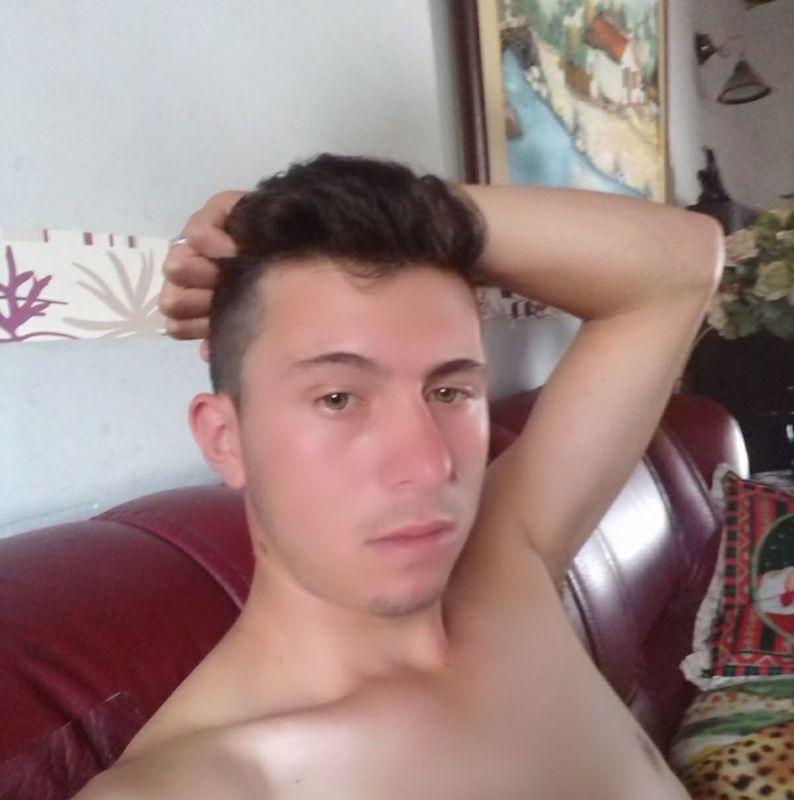 Date this sultry Colombia man Andres salazar from Bello CO20179