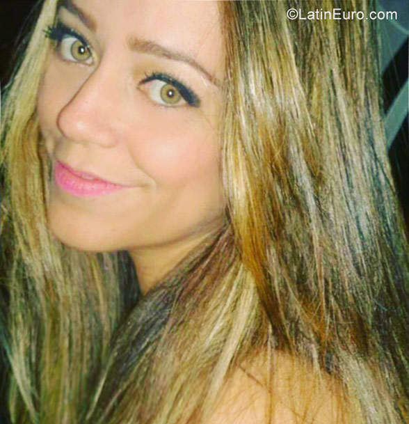 Date this passionate Brazil girl Nara from Juiz de Fora BR9910