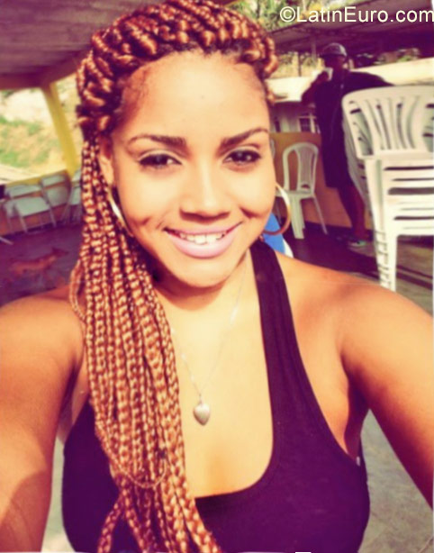 Date this delightful Brazil girl Dayane from Rio De Janeiro BR9919