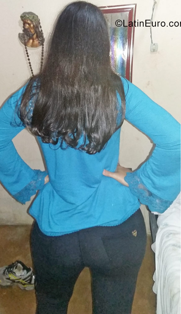 Date this lovely Brazil girl Grace from Teofilo Otoni BR9939