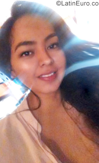 Date this happy Colombia girl Jennifer from Cali CO20772