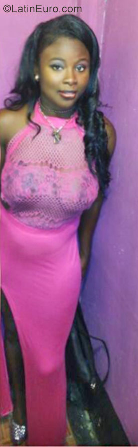 Date this attractive Jamaica girl Asana from Kingston JM2417