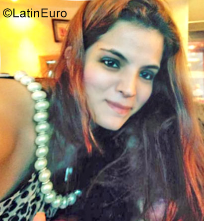 Date this funny Brazil girl Mariana from Rio De Janeiro BR9986