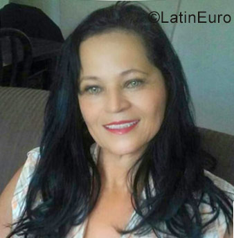 Date this sultry United States girl Jasmin from Chicago US18062