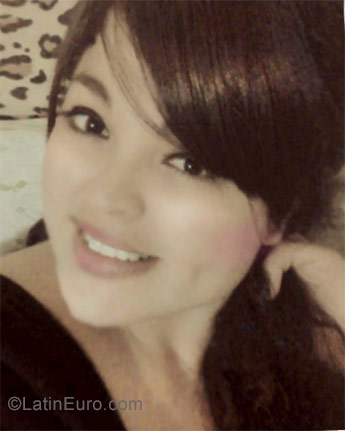 Date this cute Honduras girl Cristina from Tegucigalpa HN2328
