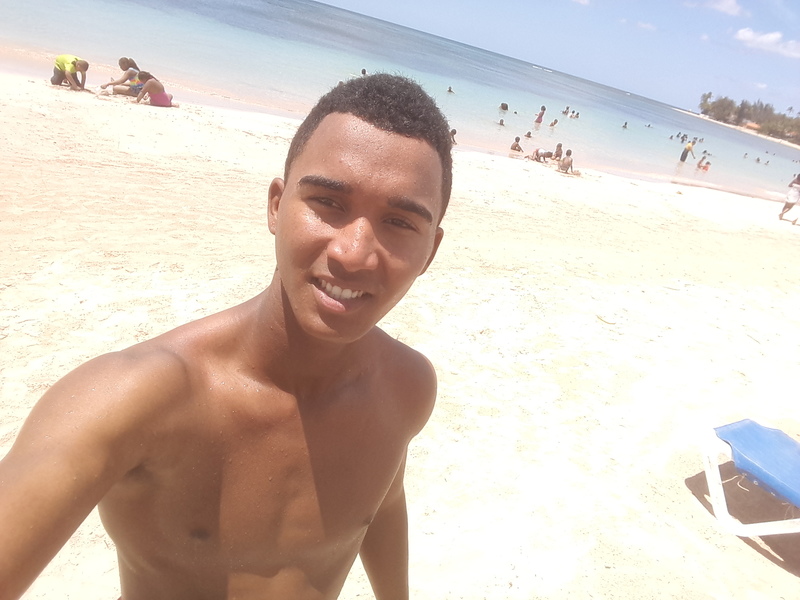 Date this nice looking Dominican Republic man Angelalmonte from Santo Domingo,san Pedro De Macoris DO28665