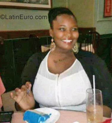 Date this beautiful Jamaica girl Brooke from Kingston JM2443