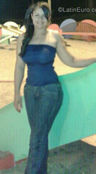Date this charming Brazil girl Jucimara from Aracaju BR10035
