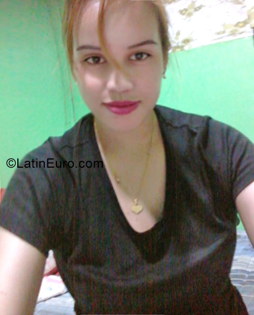 Date this exotic Philippines girl Enaj from Cagayan De Oro Citu PH959