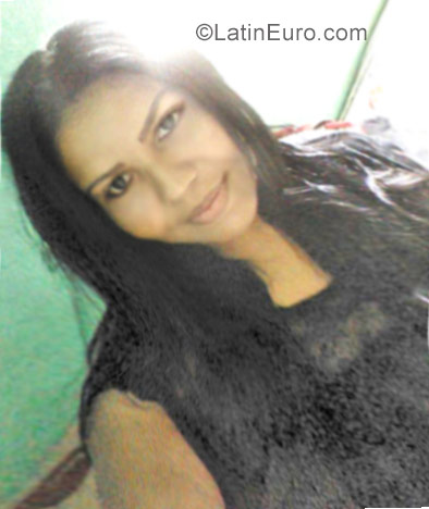 Date this athletic Brazil girl Priscila from Nova Iguacu BR10050