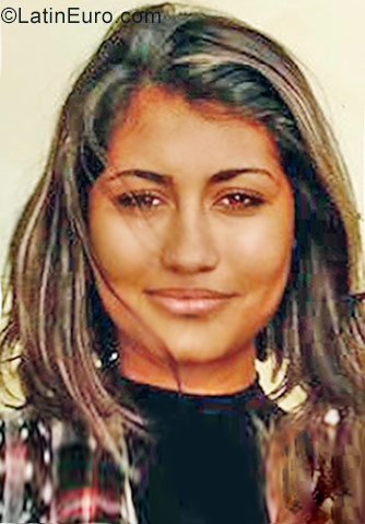 Date this gorgeous Brazil girl Ane from Rio De Janeiro BR10063