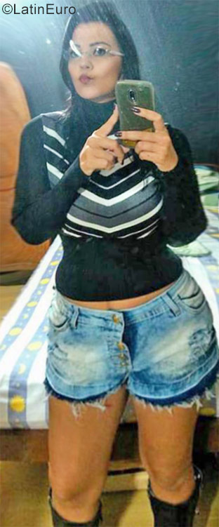 Date this athletic Brazil girl Franciele from Serra BR10066