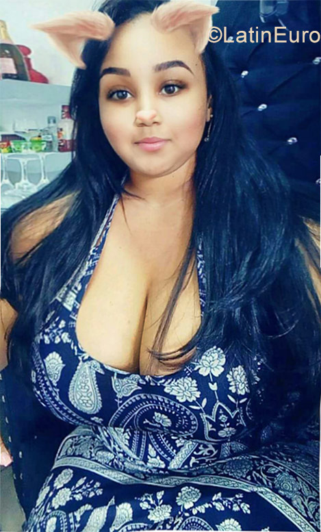 Date this delightful Dominican Republic girl Naze from Santo Domingo DO29268