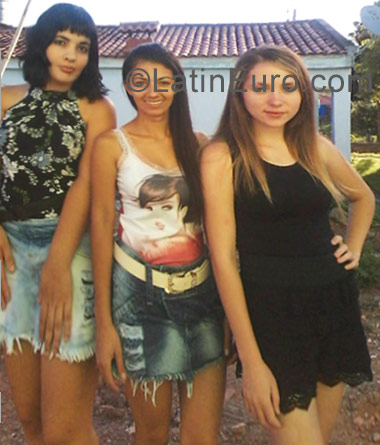 Date this georgeous Brazil girl Paloma from Pelotas BR10105