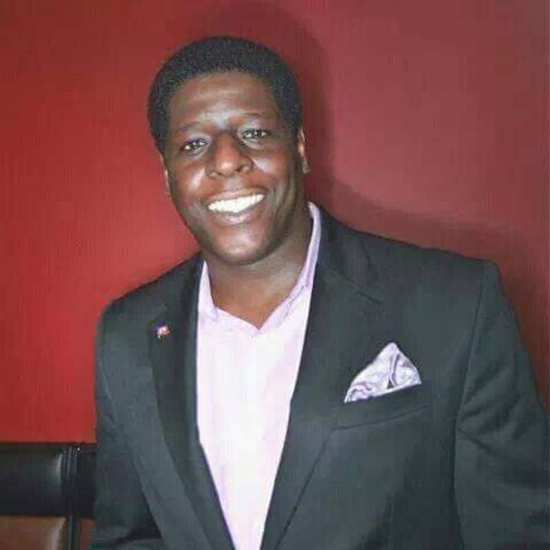 Date this tall United States man Don from Miami US18320