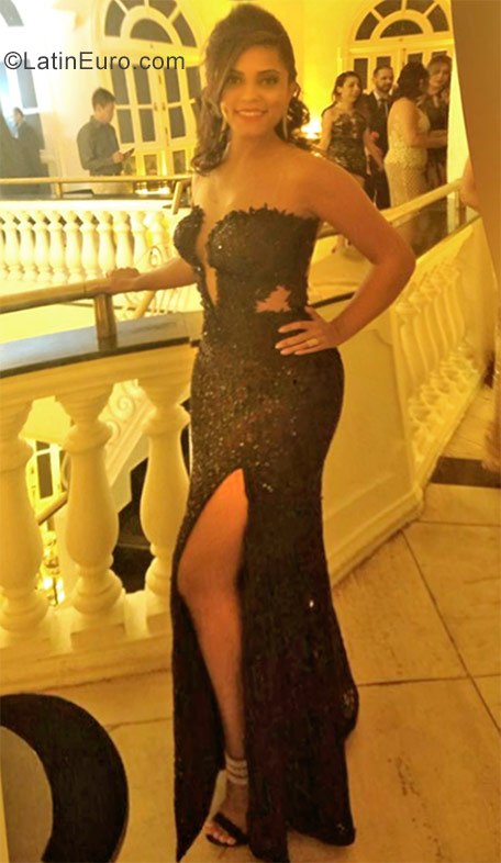 Date this fun Brazil girl Erica from Belo Horizonte BR10161