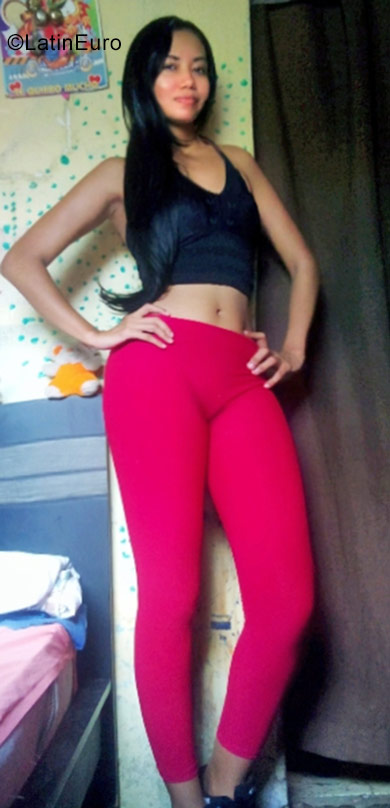 Date this tall Colombia girl Vanessa from Barranquilla CO30916
