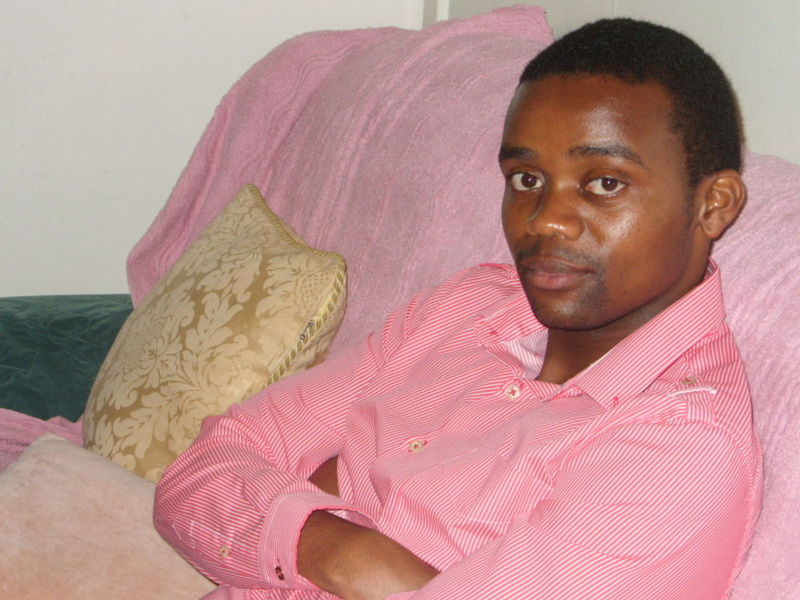 Date this nice looking Kenya man James from Nairobi KE56