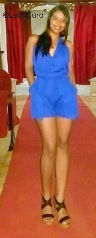 Date this cute Colombia girl Milena from Cartagena CO22138