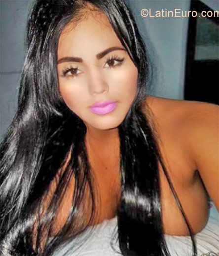 Date this lovely Dominican Republic girl Yamilca from Santiago DO29956