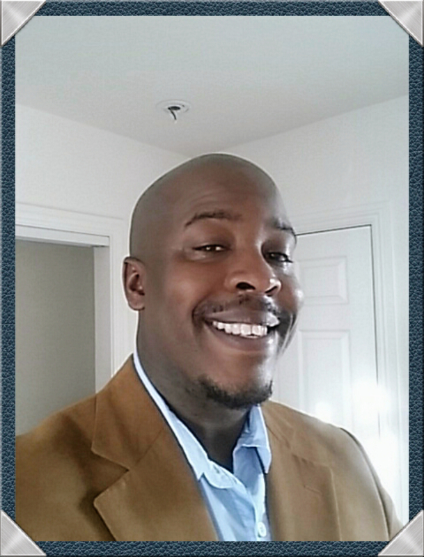 Date this attractive United States man ISingForJesus from  US18571