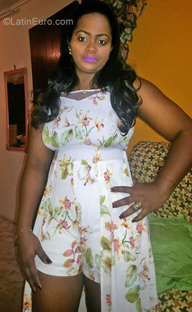 Date this charming Brazil girl Lindinalva from Salvador BR10254