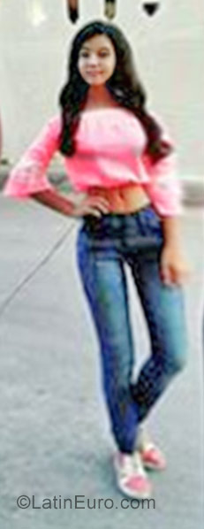 Date this hard body Venezuela girl Rosangela from Caracas VE896