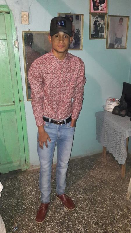 Date this athletic Honduras man Diego from Juticalpa HN2355