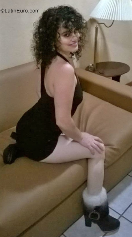 Date this exotic Costa Rica girl Moon from San Jose CR340
