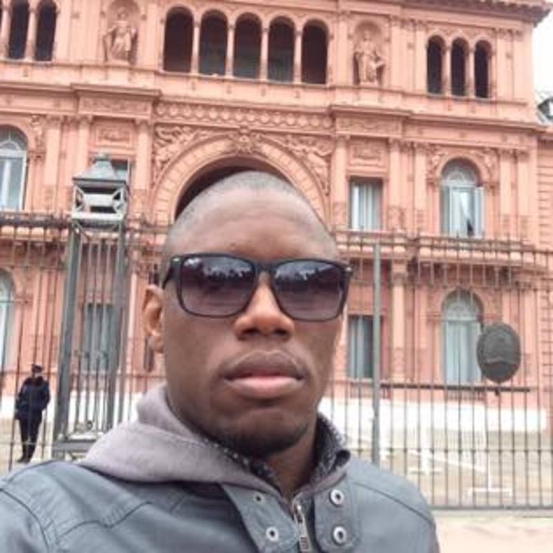 Date this athletic Brazil man Osvaldo from São Paulo BR10294