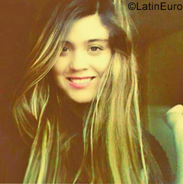 Date this good-looking Peru girl Fiore from Lima PE1126