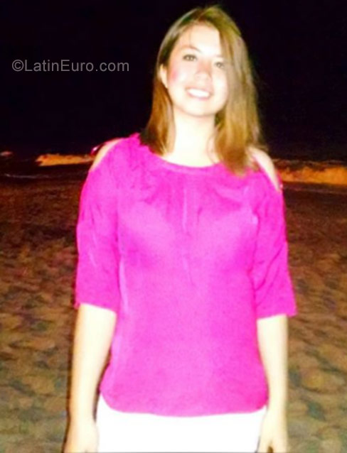 Date this gorgeous Peru girl Susan from Lima PE1162
